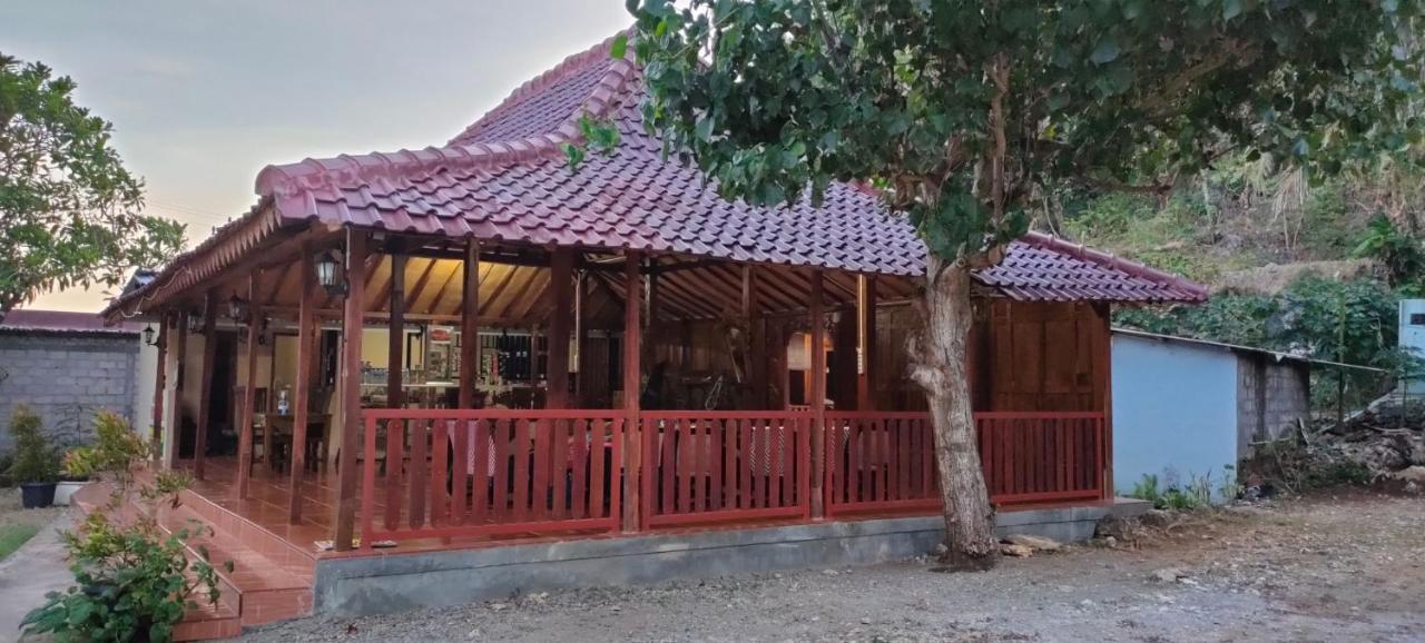 Limasan Mbah Darmo Hotel Tepus Exterior foto